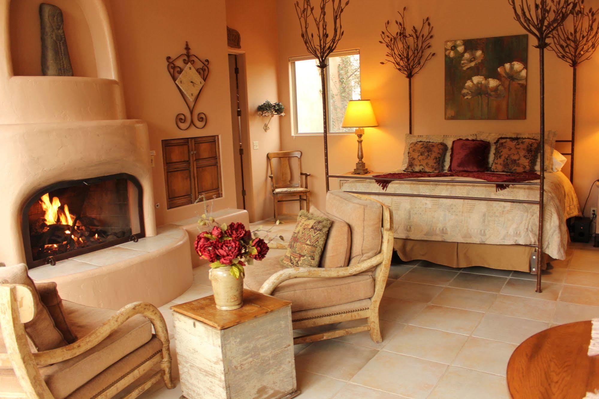 Estalagem Adobe Village 4*